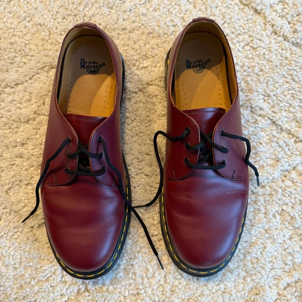 1461 Smooth Leather Dr. Martens Oxford Shoes - Picture 4 of 9